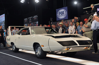 Illustration for article titled Barrett-Jackson auction prices (records set)